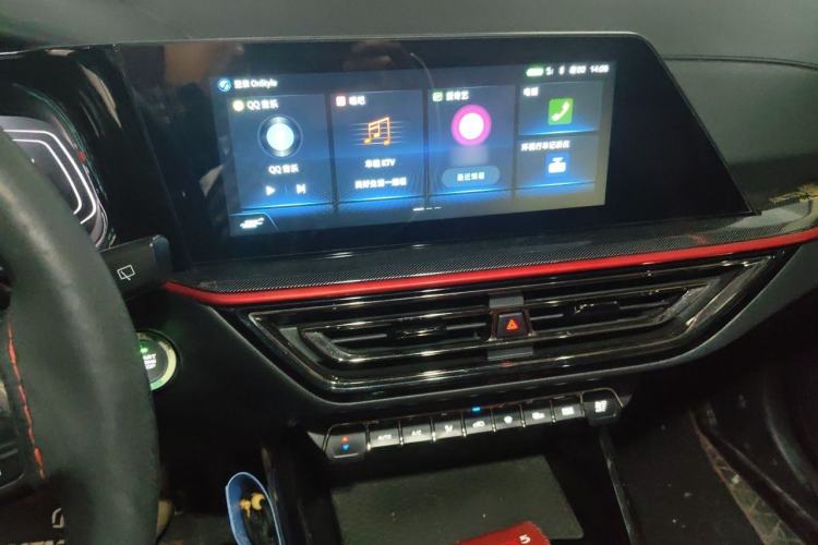 Used CHANGAN OSHAN X5 2021 1.5T DCT Flagship Edition Audio And AC Panel