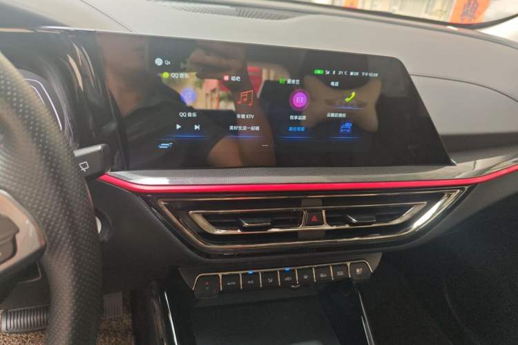 Used CHANGAN OSHAN X5 2021 1.5T DCT Flagship Edition Audio And AC Panel