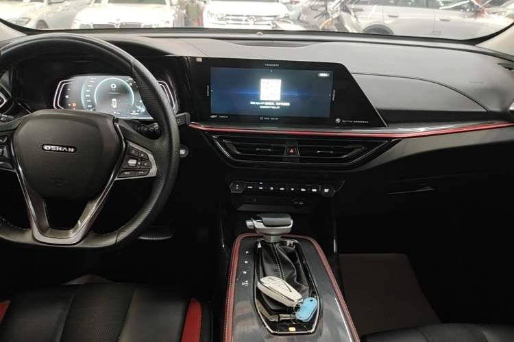 Used CHANGAN OSHAN X5 2021 1.5T DCT Flagship Edition Audio And AC Panel