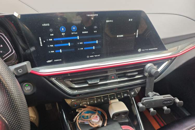 Used CHANGAN OSHAN X5 2021 1.5T DCT Prestige Edition Audio And AC Panel