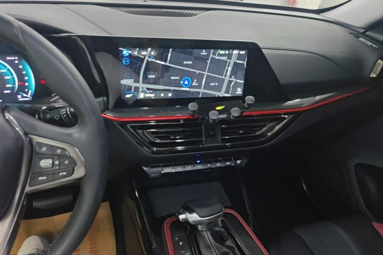 Used CHANGAN OSHAN X5 2021 1.5T DCT Flagship Edition Audio And AC Panel