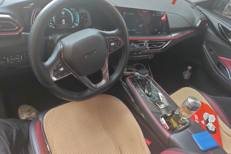 Used CHANGAN OSHAN X5 2021 1.5T DCT Flagship Edition Center Console