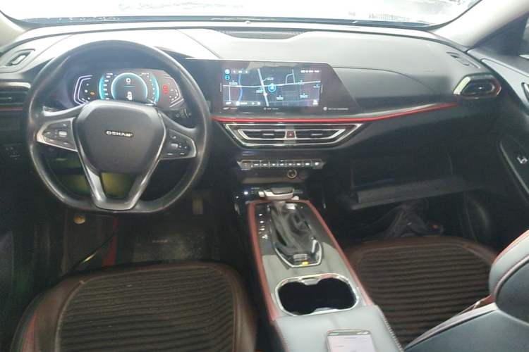 Used CHANGAN OSHAN X5 2021 1.5T DCT Prestige Edition Center Console