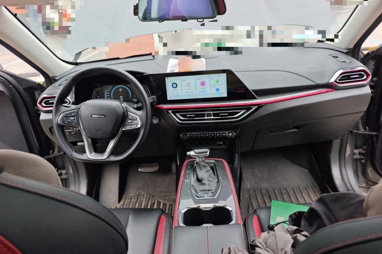 Used CHANGAN OSHAN X5 2021 1.5T DCT Prestige Edition Center Console