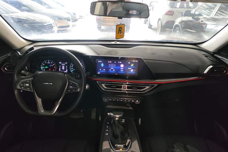 Used CHANGAN OSHAN X5 2021 Revised Version 1.5T DCT Luxury Edition Center Console