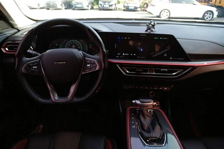 Used CHANGAN OSHAN X5 2021 1.5T DCT Flagship Edition Center Console