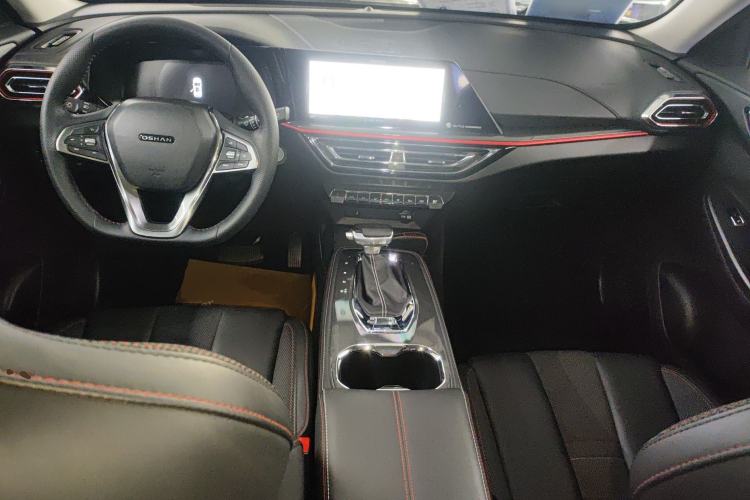 Used CHANGAN OSHAN X5 2021 1.6L CVT Luxury Model Center Console