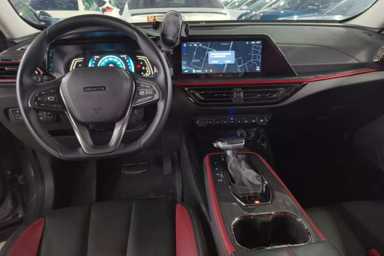 Used CHANGAN OSHAN X5 2021 1.5T DCT Flagship Edition Center Console