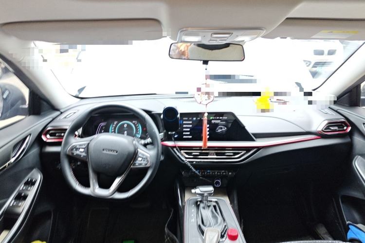 Used CHANGAN OSHAN X5 2021 1.5T DCT Flagship Edition Center Console