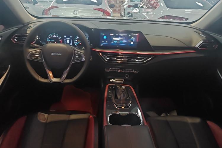 Used CHANGAN OSHAN X5 2021 Revised Version 1.5T DCT Luxury Edition Center Console