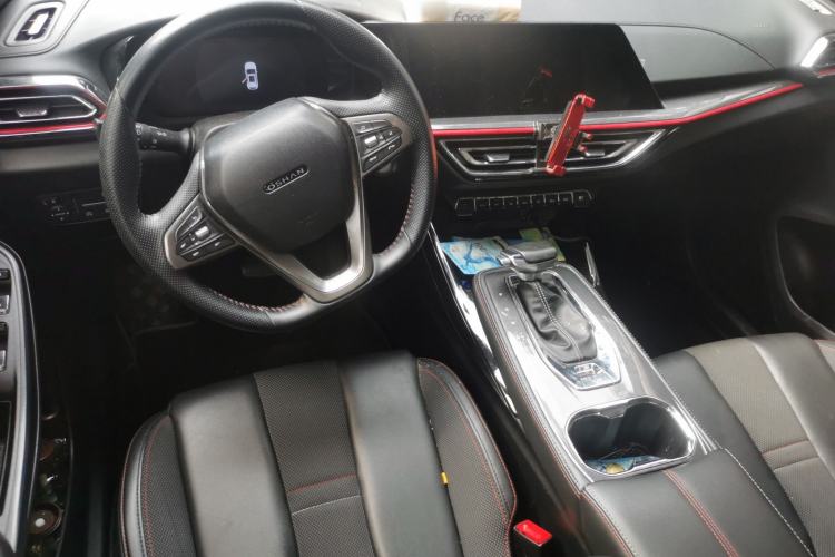 Used CHANGAN OSHAN X5 2021 1.5T DCT Prestige Edition Center Console