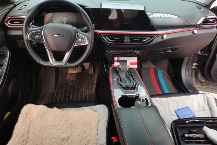 Used CHANGAN OSHAN X5 2021 1.5T DCT Flagship Edition Center Console
