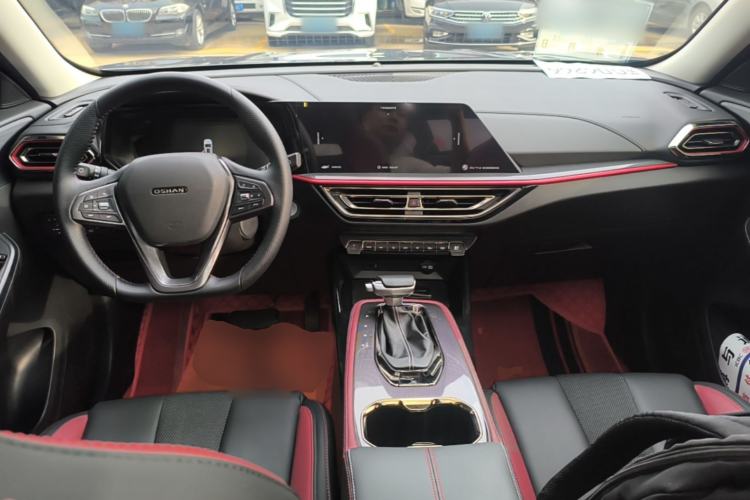 Used CHANGAN OSHAN X5 2021 1.5T DCT Flagship Edition Center Console