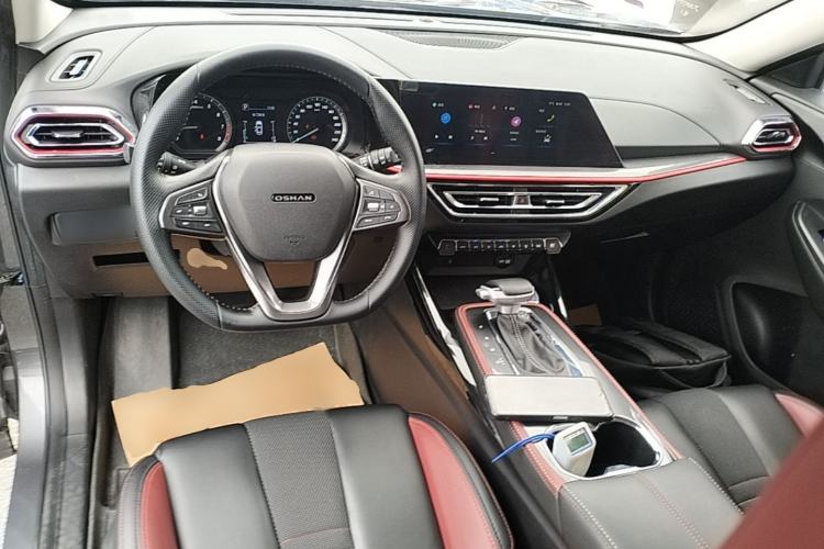 Used CHANGAN OSHAN X5 2021 Revised Version 1.5T DCT Luxury Edition Center Console