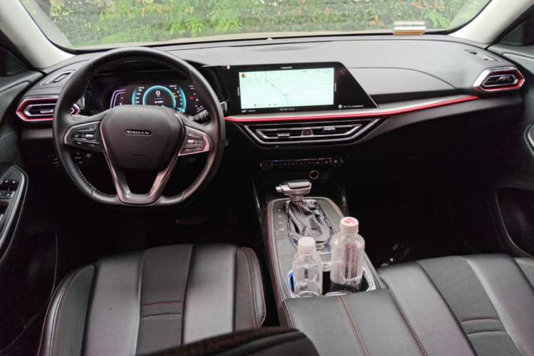 Used CHANGAN OSHAN X5 2021 1.5T DCT Prestige Edition Center Console
