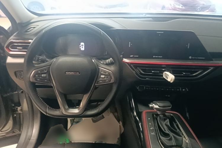 Used CHANGAN OSHAN X5 2021 1.5T DCT Flagship Edition Center Console