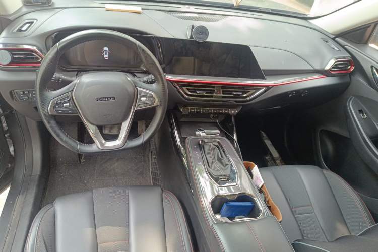 Used CHANGAN OSHAN X5 2021 1.5T DCT Flagship Edition Center Console