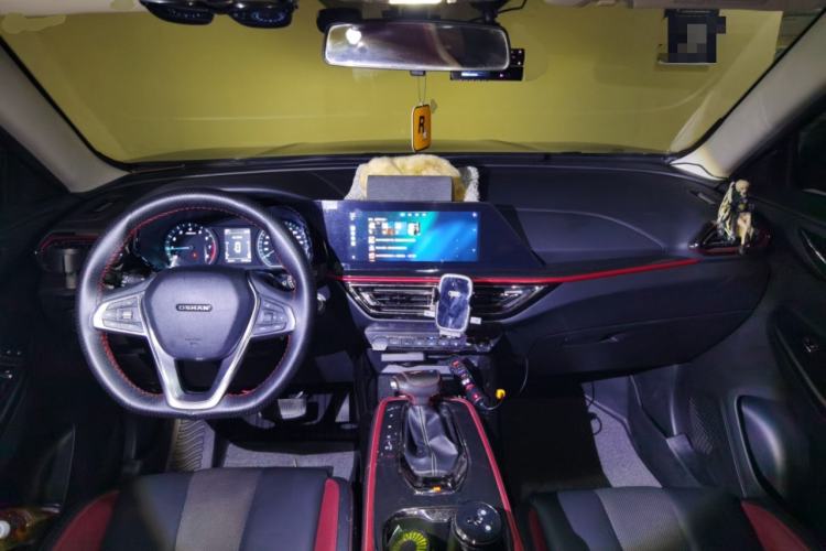 Used CHANGAN OSHAN X5 2021 1.5T DCT Luxury Edition Center Console
