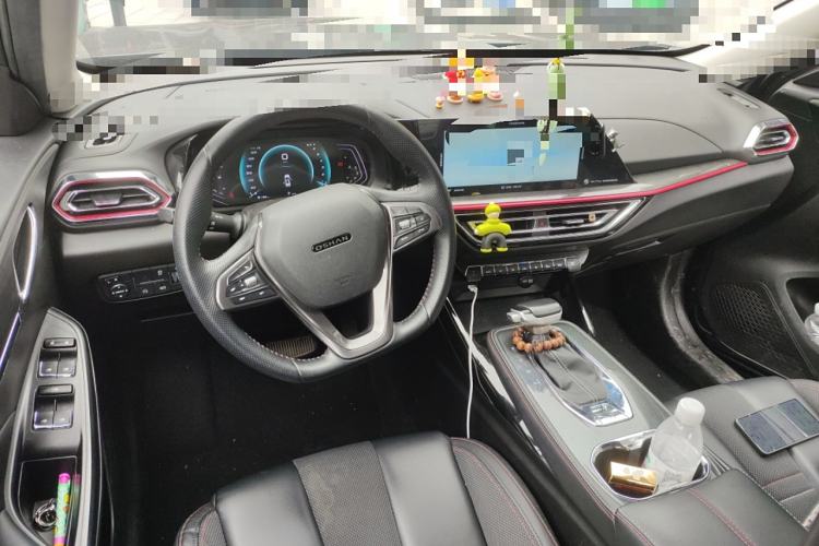 Used CHANGAN OSHAN X5 2021 1.5T DCT Prestige Edition Center Console
