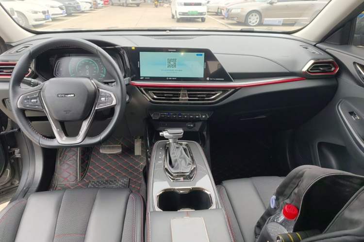 Used CHANGAN OSHAN X5 2021 1.5T DCT Flagship Edition Center Console