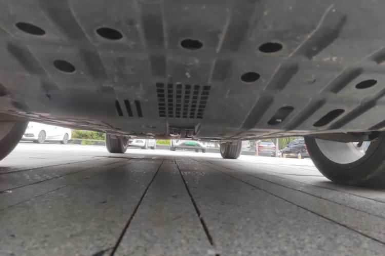 Used CHANGAN OSHAN X5 2021 1.5T DCT Flagship Edition Chassis Front