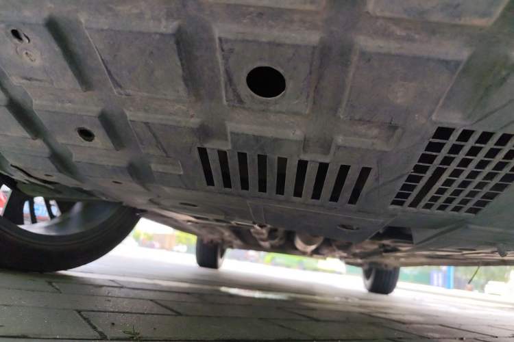 Used CHANGAN OSHAN X5 2021 1.5T DCT Flagship Edition Chassis Front