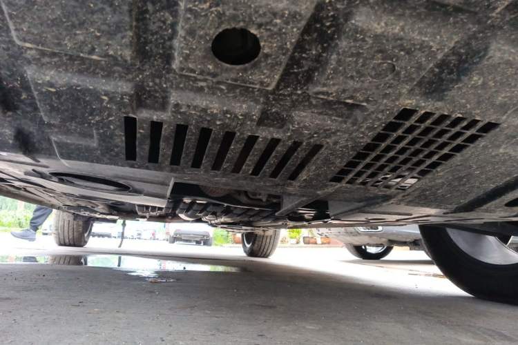 Used CHANGAN OSHAN X5 2021 1.6L CVT Luxury Model Chassis Front