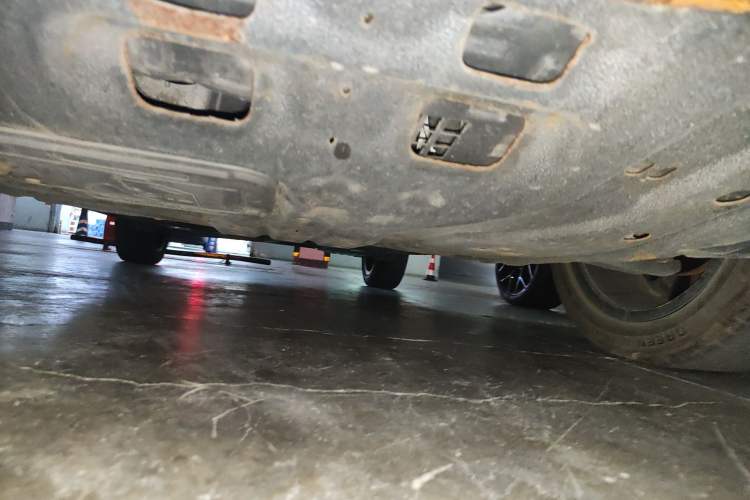Used CHANGAN OSHAN X5 2021 1.5T DCT Prestige Edition Chassis Front