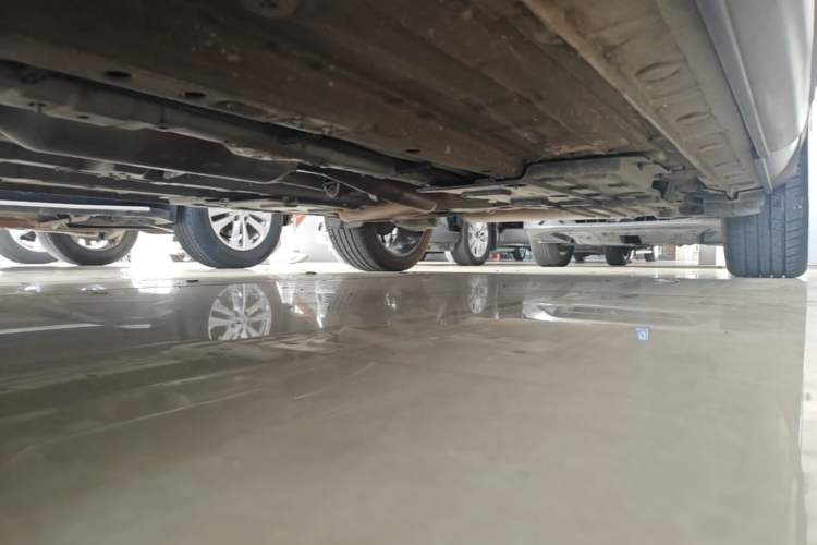 Used CHANGAN OSHAN X5 2021 1.5T DCT Flagship Edition Chassis Front Left