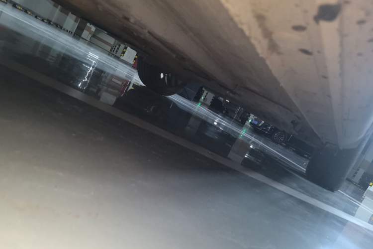 Used CHANGAN OSHAN X5 2021 1.5T DCT Flagship Edition Chassis Front Left
