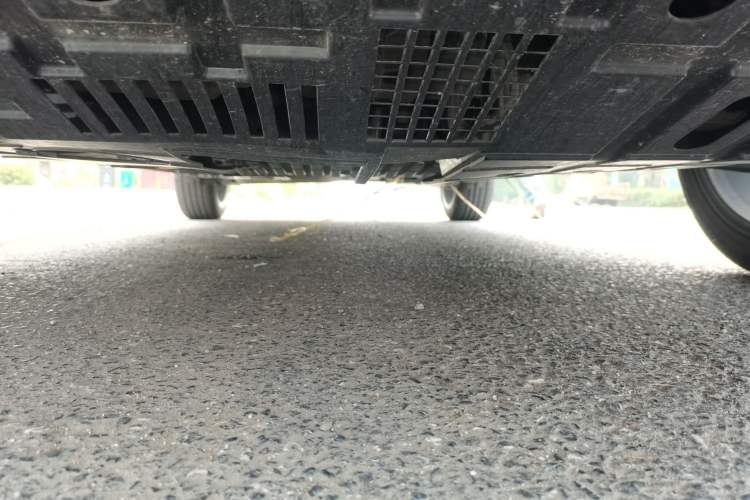 Used CHANGAN OSHAN X5 2021 1.5T DCT Flagship Edition Chassis Front