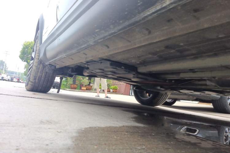 Used CHANGAN OSHAN X5 2021 1.6L CVT Luxury Model Chassis Front Right