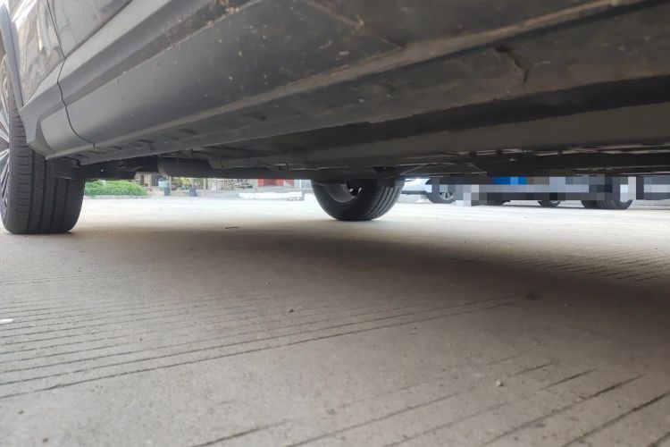 Used CHANGAN OSHAN X5 2021 1.5T DCT Prestige Edition Chassis Front Right