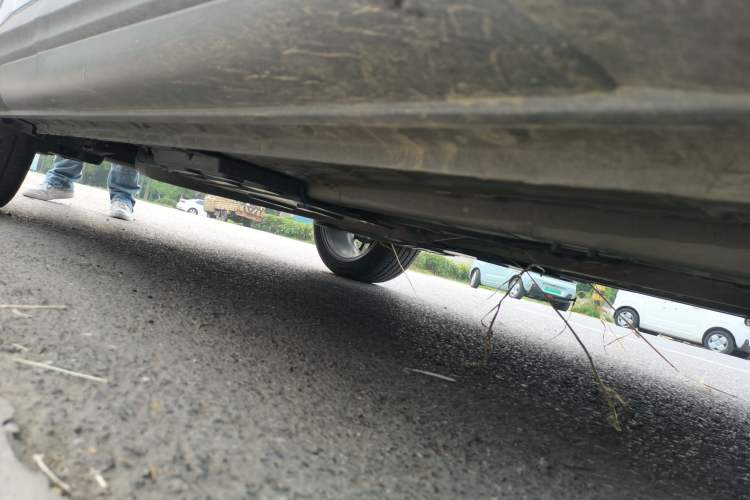 Used CHANGAN OSHAN X5 2021 1.5T DCT Flagship Edition Chassis Front Right