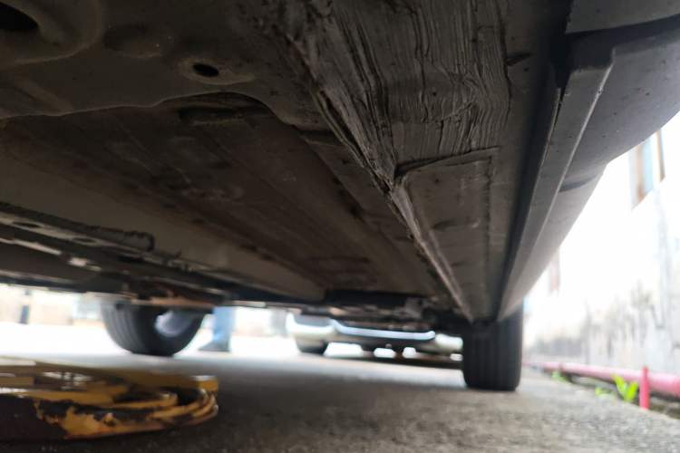 Used CHANGAN OSHAN X5 2021 1.6L CVT Luxury Model Chassis Front Right