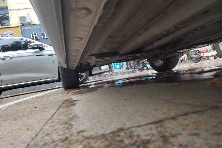 Used CHANGAN OSHAN X5 2021 1.6L CVT Luxury Model Chassis Front Right