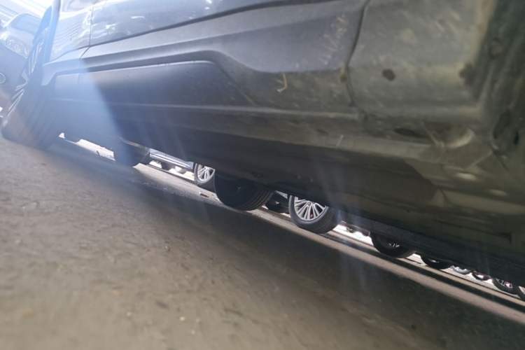 Used CHANGAN OSHAN X5 2021 1.5T DCT Prestige Edition Chassis Front Right