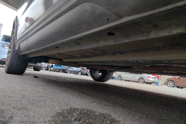 Used CHANGAN OSHAN X5 2021 Revised Version 1.5T DCT Luxury Edition Chassis Front Right