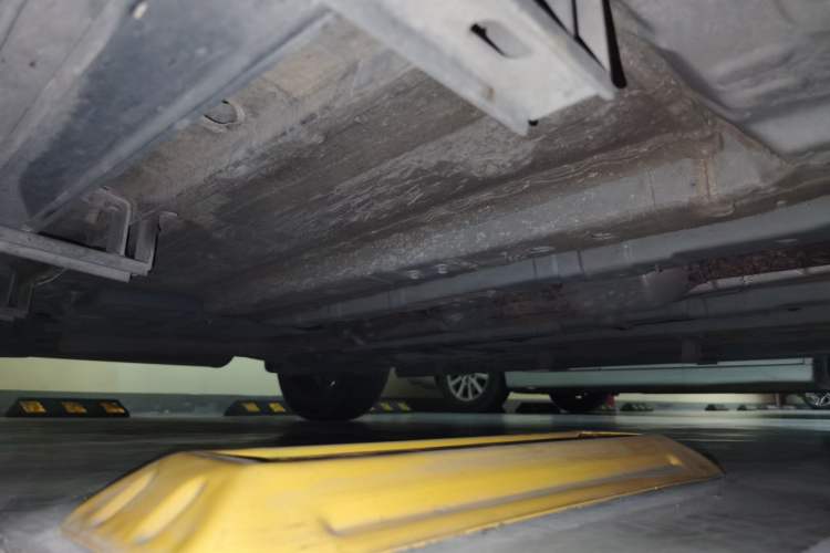Used CHANGAN OSHAN X5 2021 1.5T DCT Luxury Edition Chassis Front Right