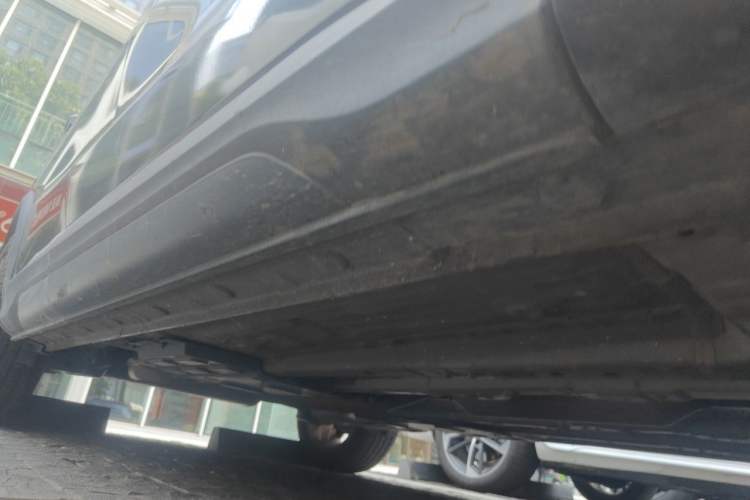 Used CHANGAN OSHAN X5 2021 Revised Version 1.5T DCT Luxury Edition Chassis Front Right