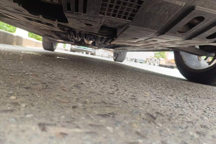 Used CHANGAN OSHAN X5 2021 1.5T DCT Flagship Edition Chassis Front