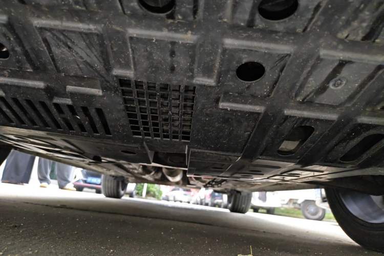 Used CHANGAN OSHAN X5 2021 1.5T DCT Flagship Edition Chassis Front