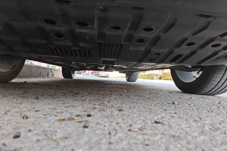 Used CHANGAN OSHAN X5 2021 1.5T DCT Flagship Edition Chassis Front