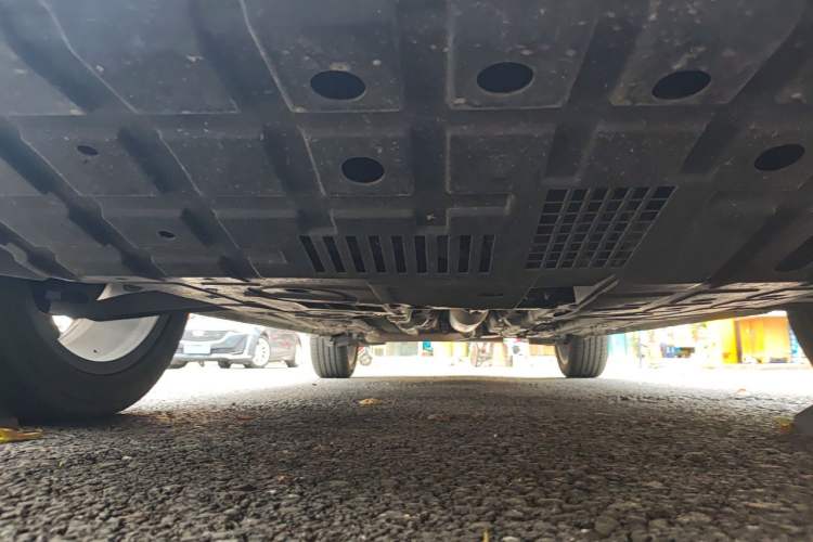 Used CHANGAN OSHAN X5 2021 1.5T DCT Prestige Edition Chassis Front