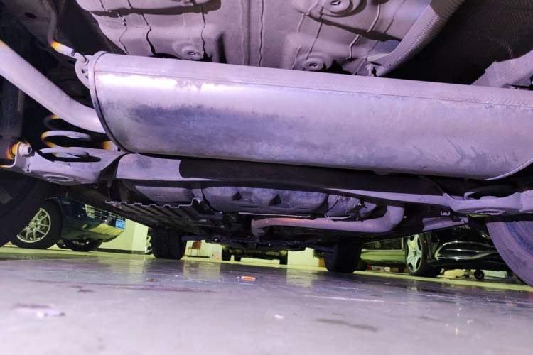 Used CHANGAN OSHAN X5 2021 1.5T DCT Prestige Edition Chassis Rear