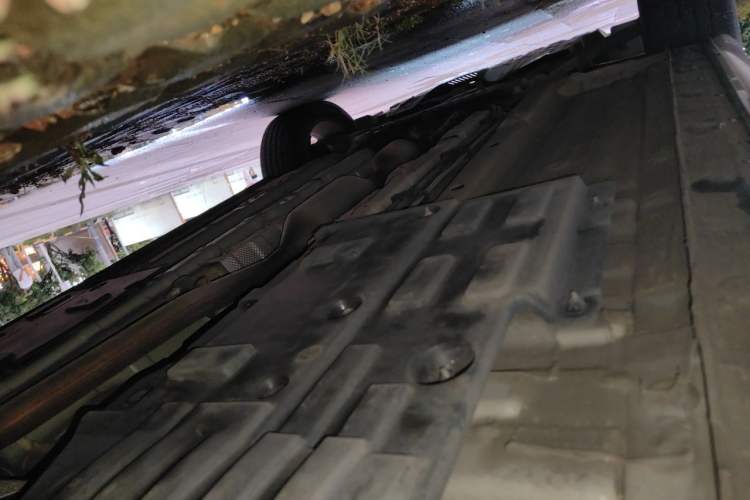 Used CHANGAN OSHAN X5 2021 1.6L CVT Comfort Model Chassis Rear Left