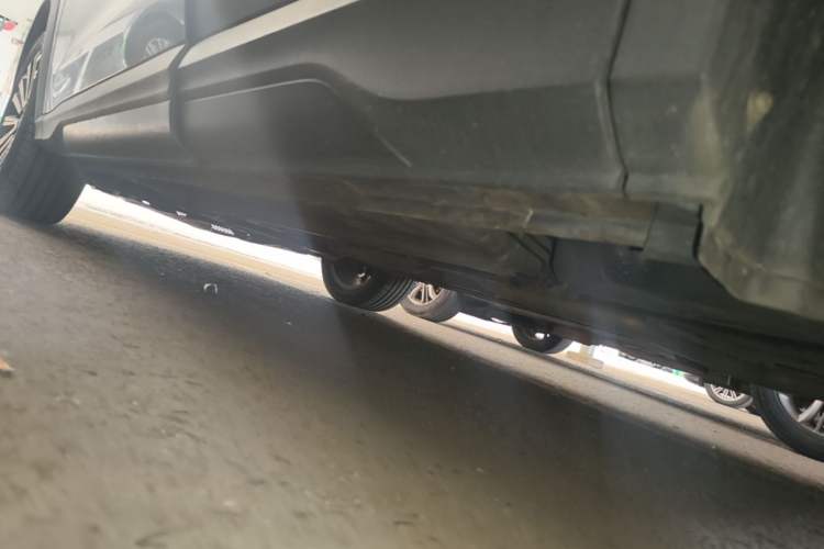 Used CHANGAN OSHAN X5 2021 1.5T DCT Prestige Edition Chassis Rear Left