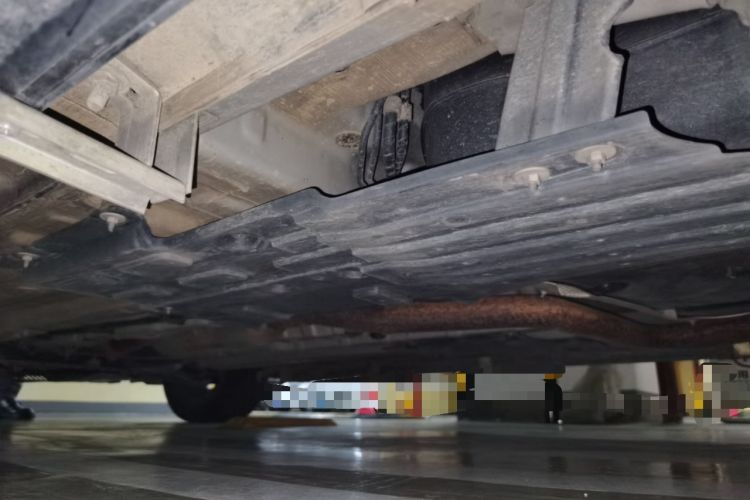 Used CHANGAN OSHAN X5 2021 1.5T DCT Luxury Edition Chassis Rear Left