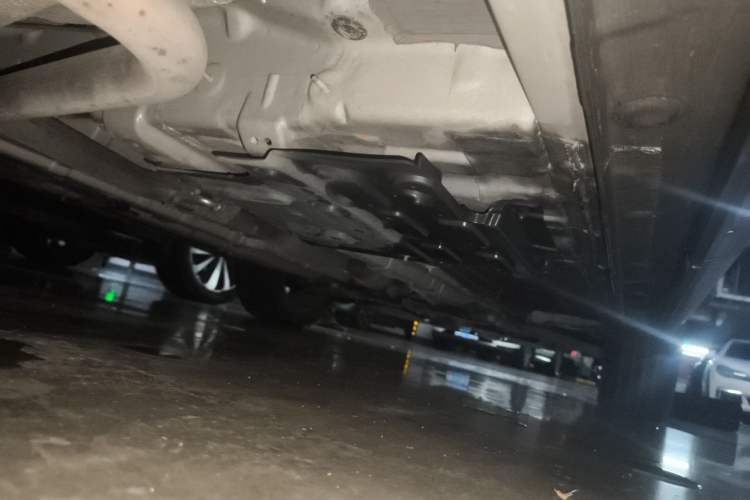 Used CHANGAN OSHAN X5 2021 1.6L CVT Comfort Model Chassis Rear Right