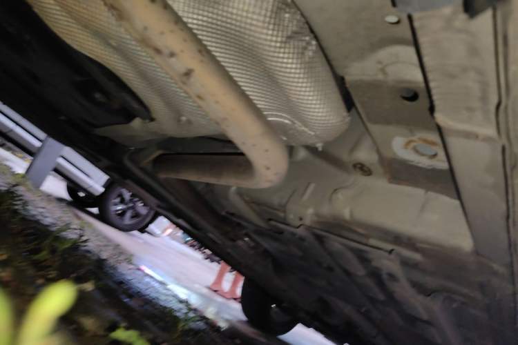 Used CHANGAN OSHAN X5 2021 1.6L CVT Comfort Model Chassis Rear Right